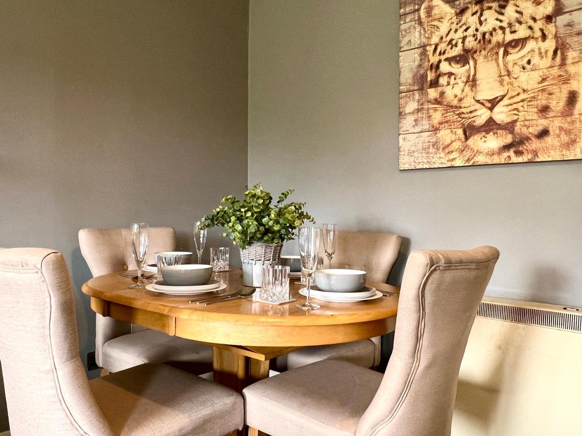 Spacious 2 Bed-Flat In Glasgow City - Free Parking Bagian luar foto